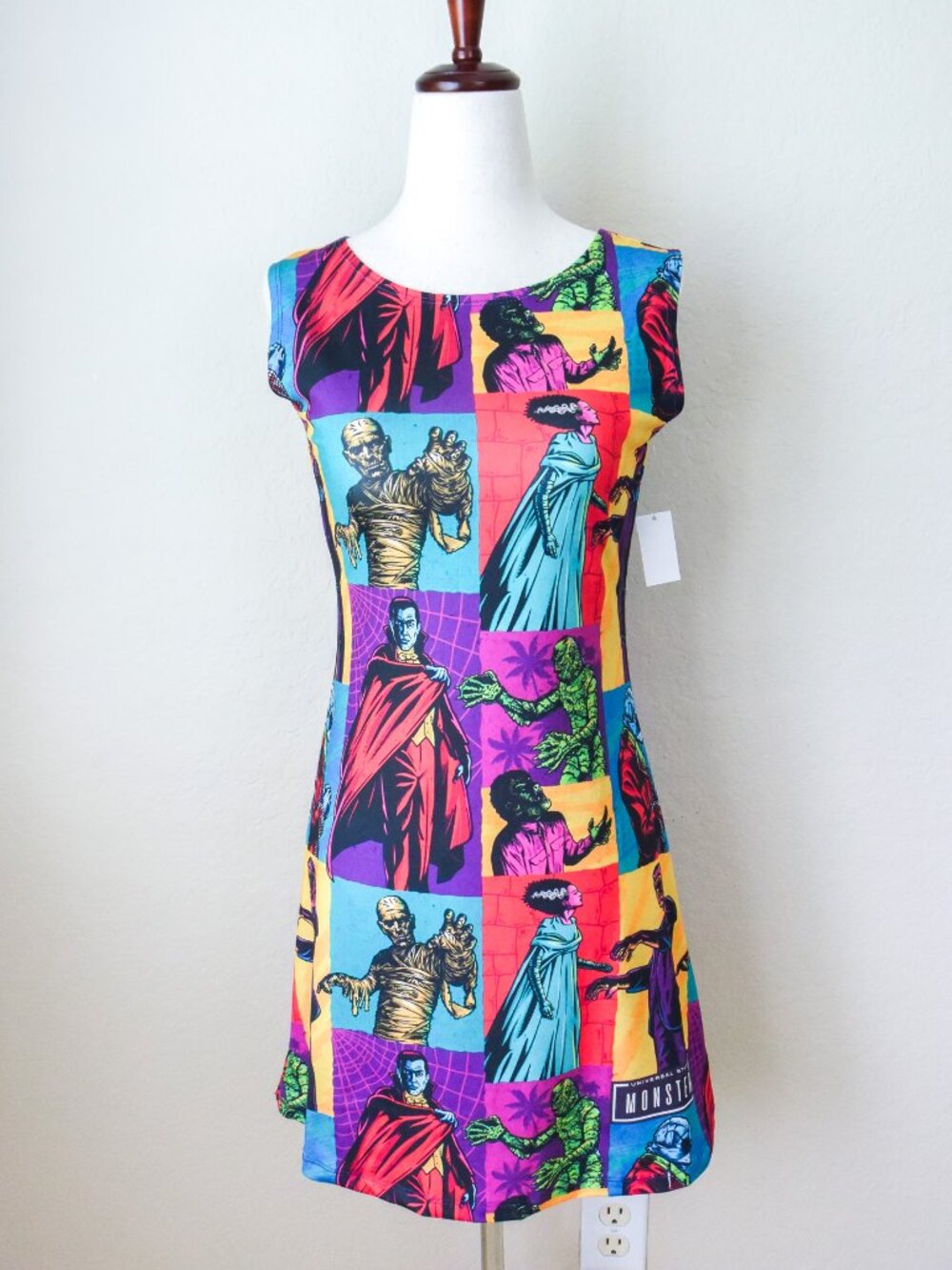 *Universal Studios* Special Monsters Shift Dress, size SMALL - NEW! - FAST SHIP!